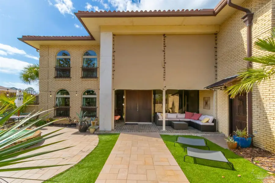 5089 Shoshone Dr, Pensacola, FL 32507 - #2