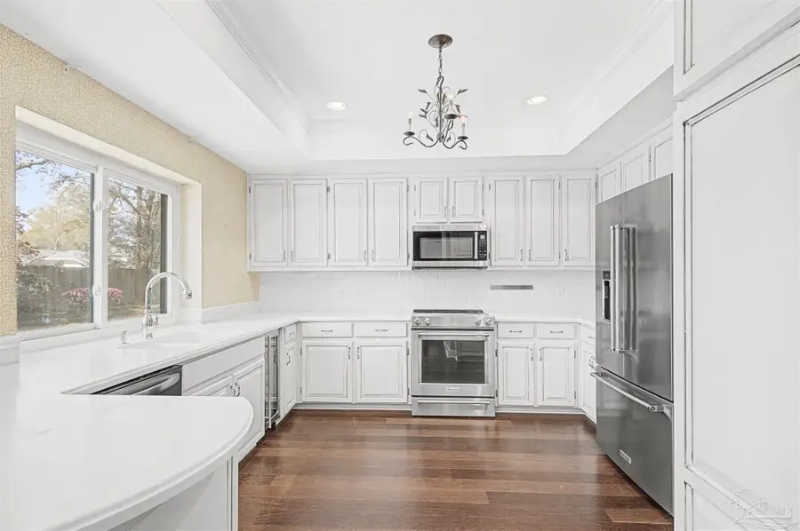 3327 Berkshire Ct, Pensacola, FL 32504 - #3