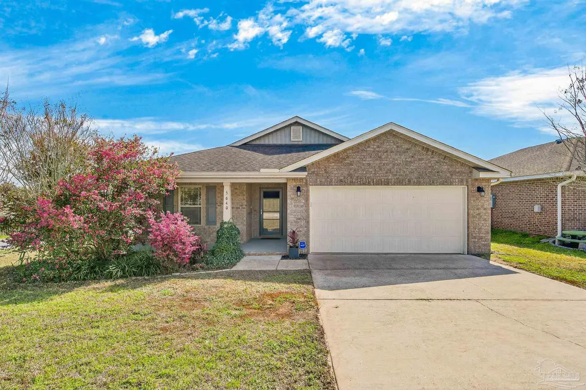 5640 Shooting Star Ct, Milton, FL 32583 - #1