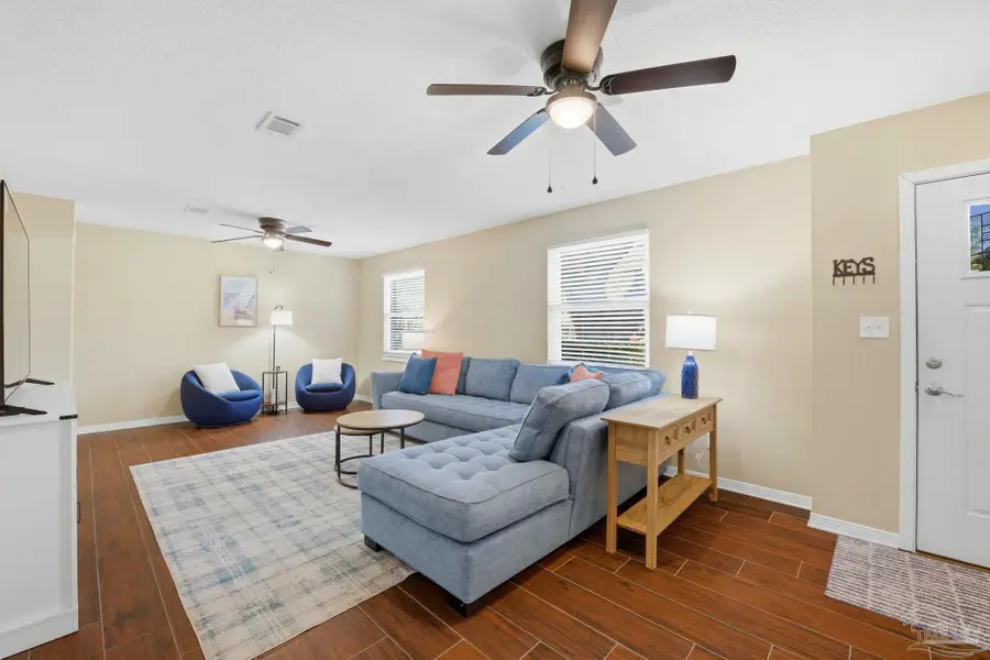 105 Bear Dr, Gulf Breeze, FL 32561 - #3