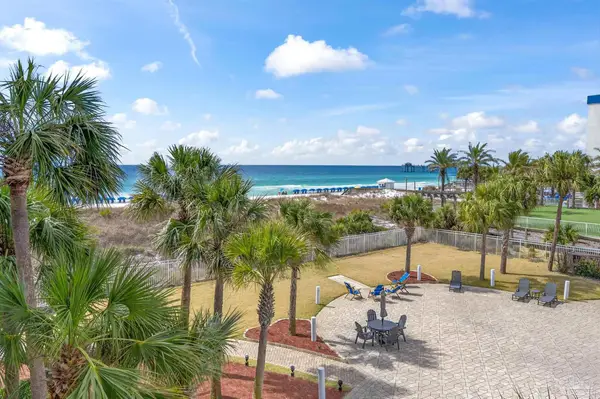 1515 SE Miracle Strip Pkwy #303, Ft Walton Beach, FL 32548