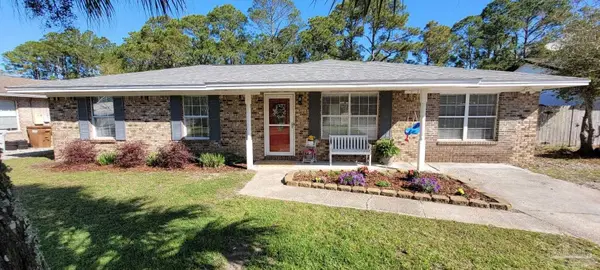 3466 Willow Ln, Gulf Breeze, FL 32563