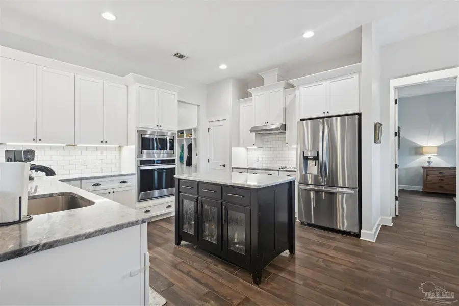 5140 Sandy Shores Dr, Gulf Breeze, FL 32563 - #2