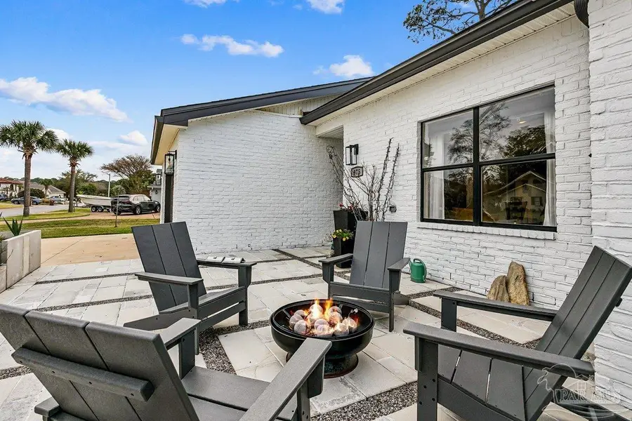 975 Grand Canal St, Gulf Breeze, FL 32563 - #3