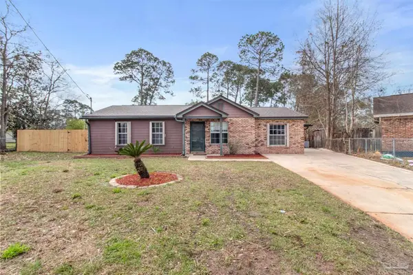 7917 Comet Ct, Pensacola, FL 32506