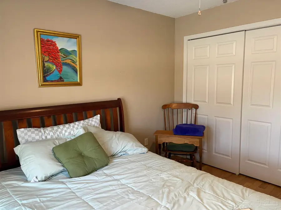 9631 Sunnybrook Dr, Navarre, FL 32566 - #3