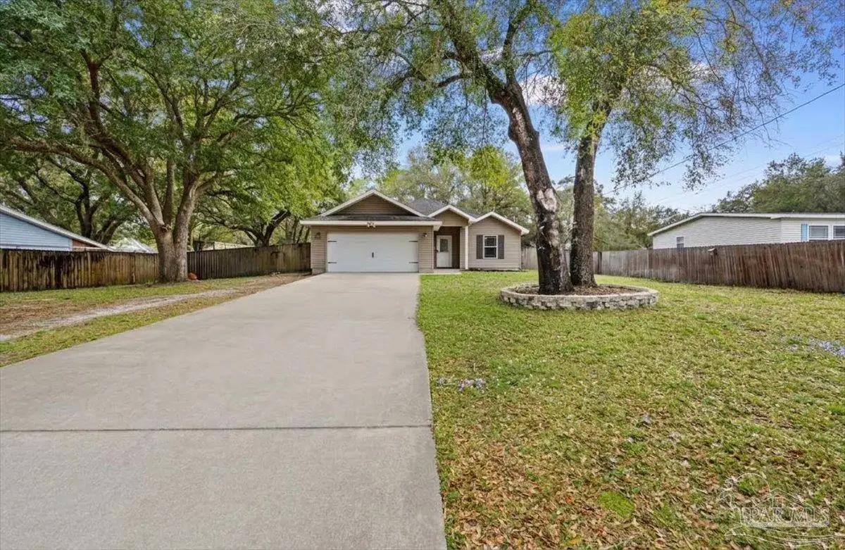 8445 Rynes Cir, Navarre, FL 32566 - #1