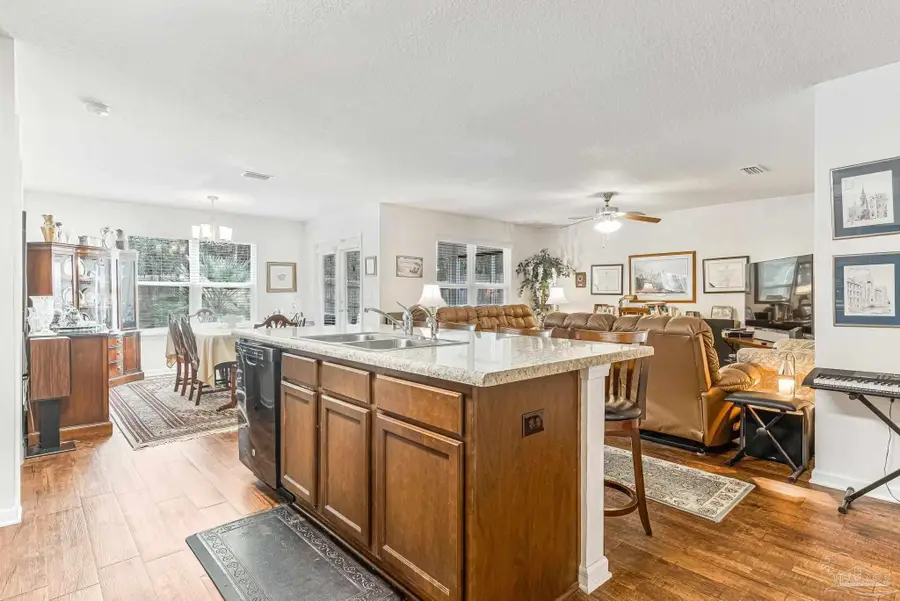 2187 Waltham St, Pensacola, FL 32505 - #3