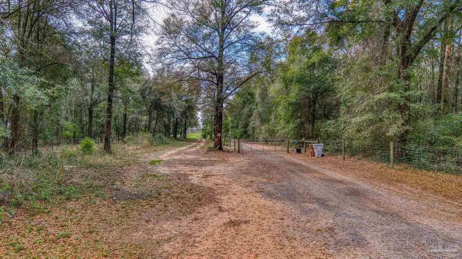 6107 Allentown Rd, Milton, FL 32572 - #3