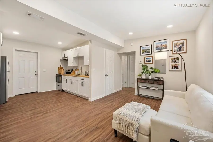 448 Lakeview Ave, Cantonment, FL 32533 - #2