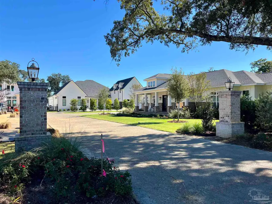 581 Chipley Ave, Pensacola, FL 32503 - #2