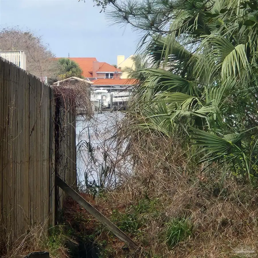 3212 Duke Dr, Gulf Breeze, FL 32563 - #2