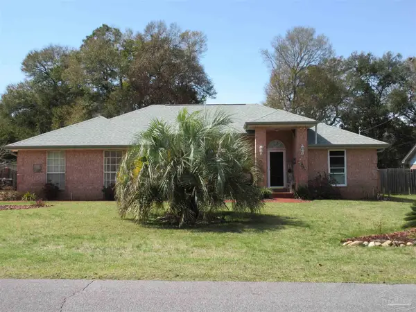 5717 Loring Dr, Milton, FL 32583