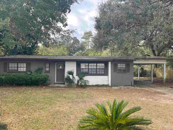 1007 New Mexico Dr, Pensacola, FL 32505