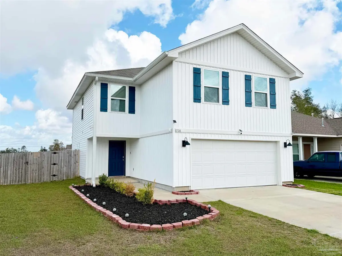 5720 Blackhorse Cir, Pensacola, FL 32526 - #1