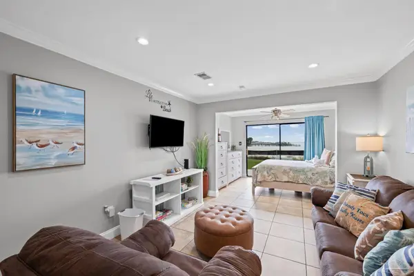 7453 Sunset Harbor Dr #2-109, Navarre Beach, FL 32566