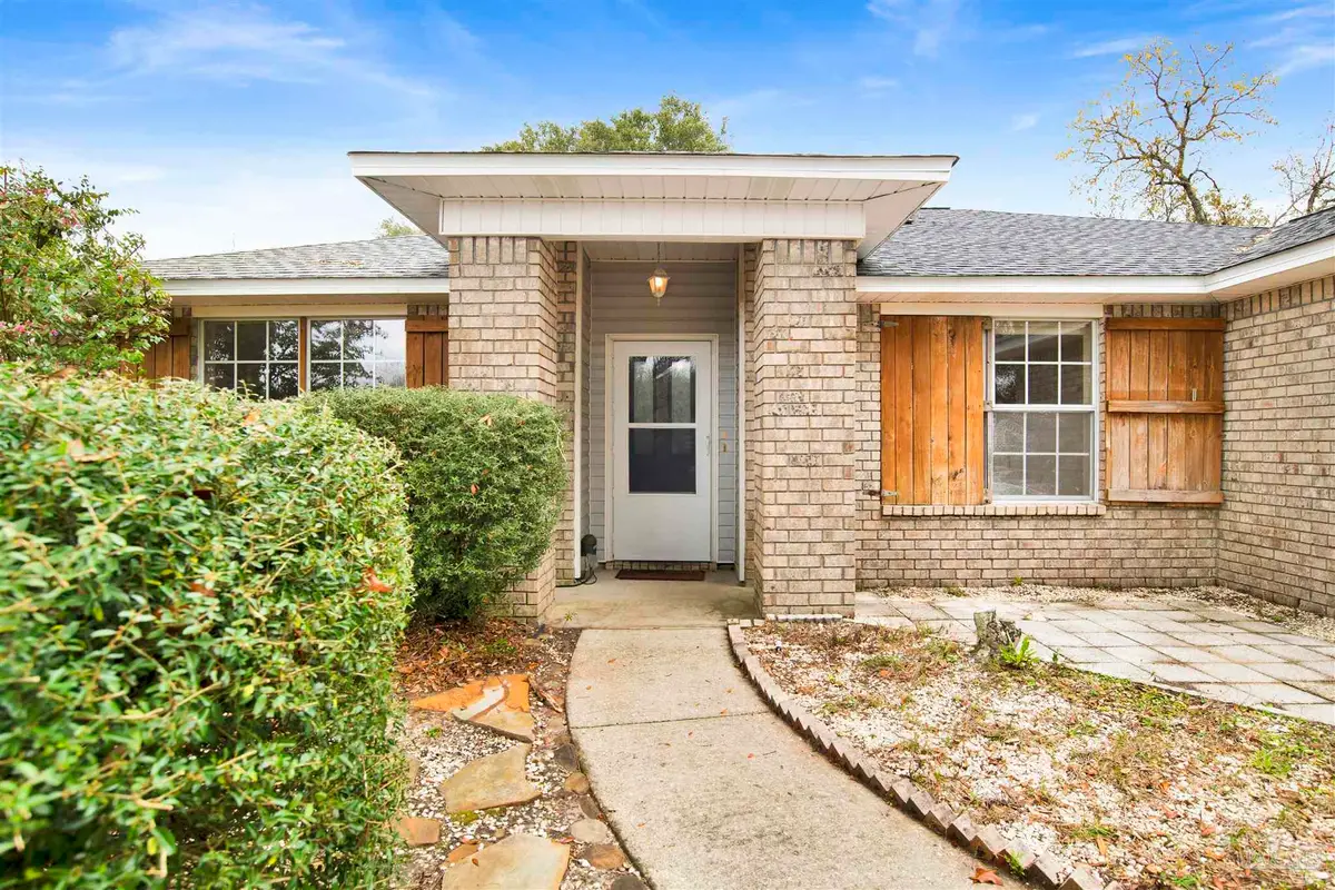 1024 Oak View Dr, Pensacola, FL 32506 - #1