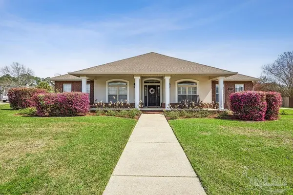 3689 Laurel Lee Blvd, Pace, FL 32571