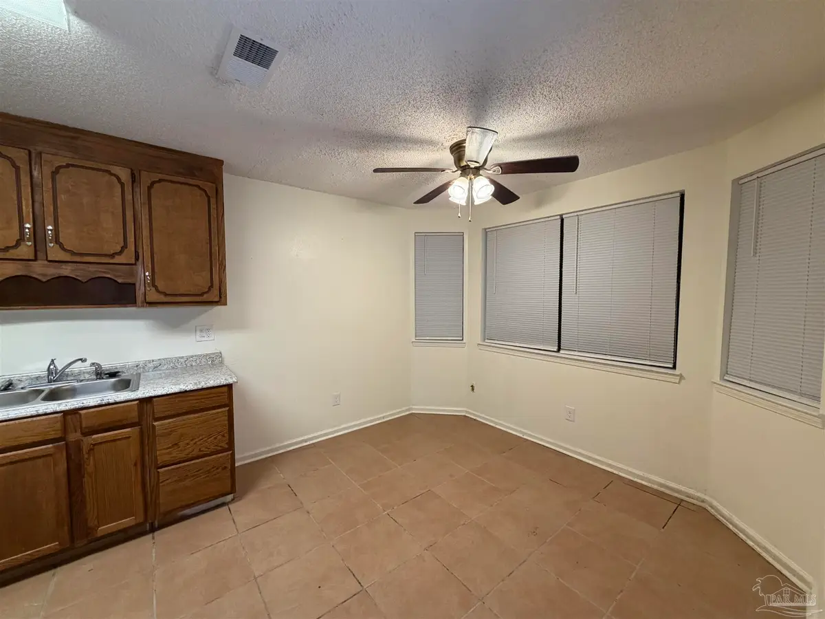 846 Amberway Dr, Pensacola, FL 32506 - #1