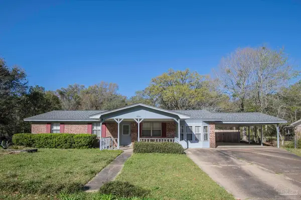 4361 W Avenida De Golf, Pace, FL 32571