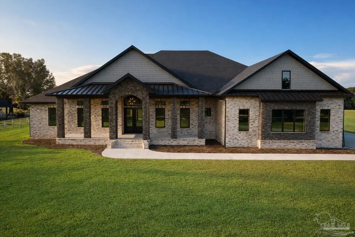 1855 W 9 1/2 Mile Rd, Cantonment, FL 32533 - #1