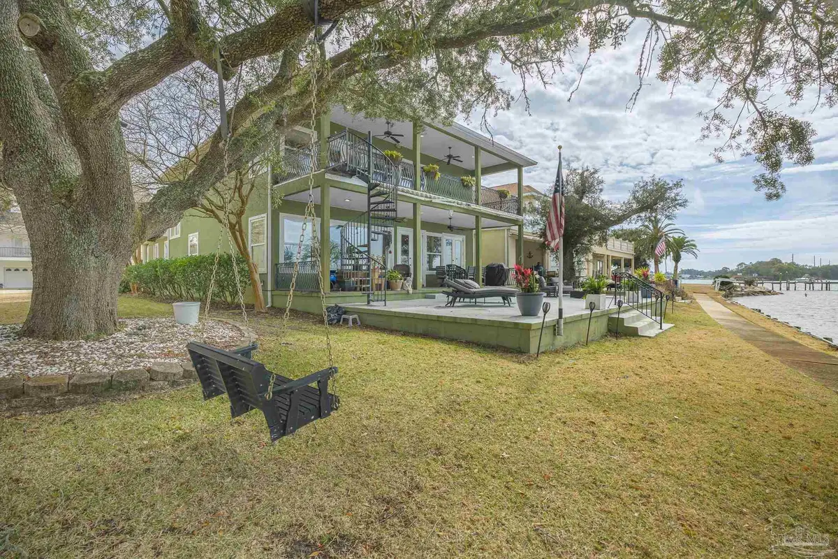 697 Palomar Dr, Pensacola, FL 32507 - #1