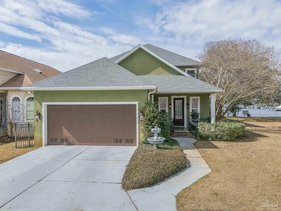 697 Palomar Dr, Pensacola, FL 32507 - #2