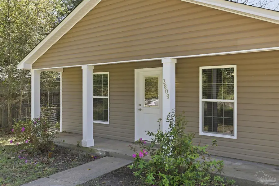 3809 W Moreno St, Pensacola, FL 32505 - #2