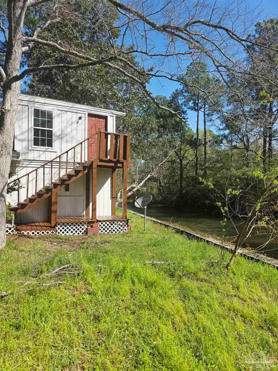 5805 Gazebo St, Milton, FL 32583 - #2