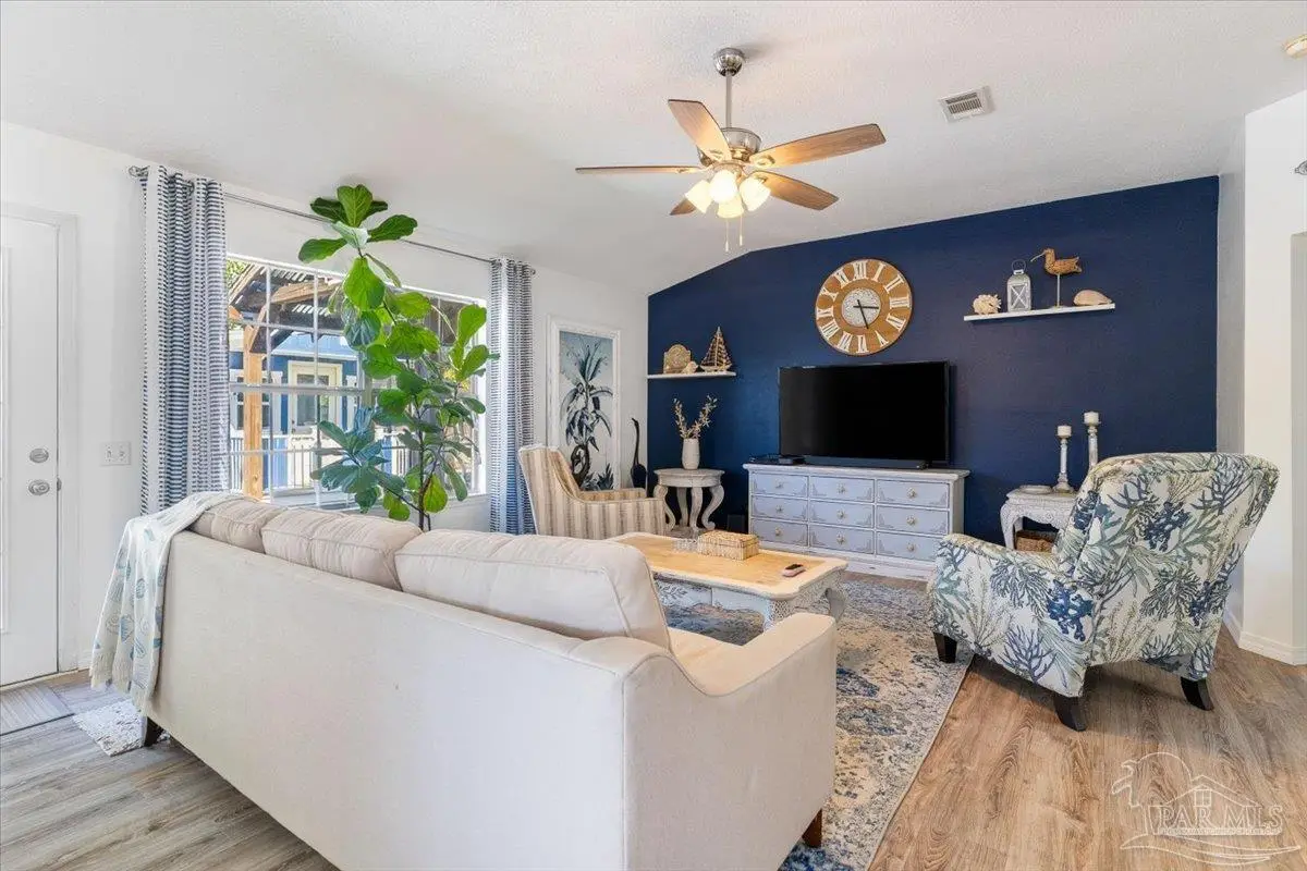 2078 Shadow Lake Dr, Gulf Breeze, FL 32563 - #1