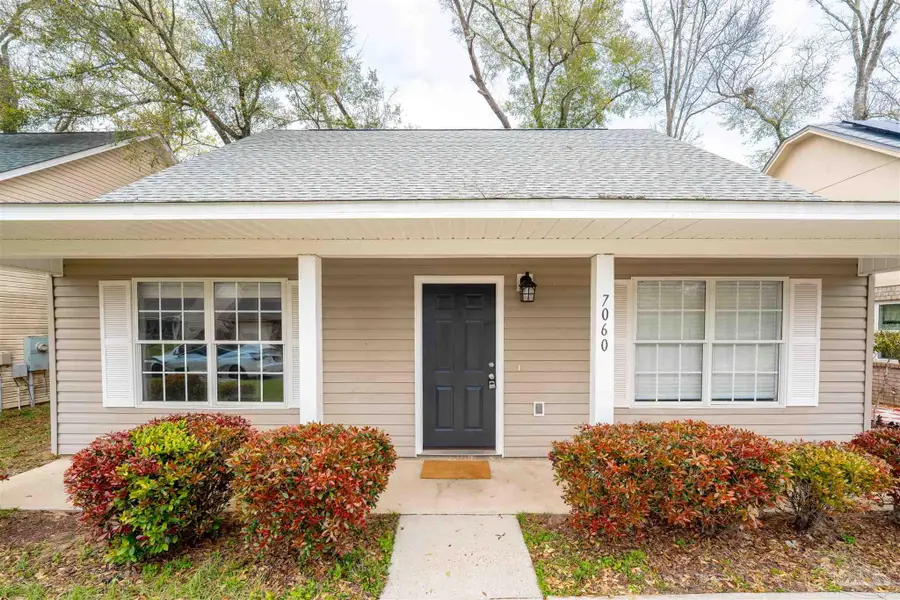 7060 Heather Oaks Dr, Pensacola, FL 32506 - #2