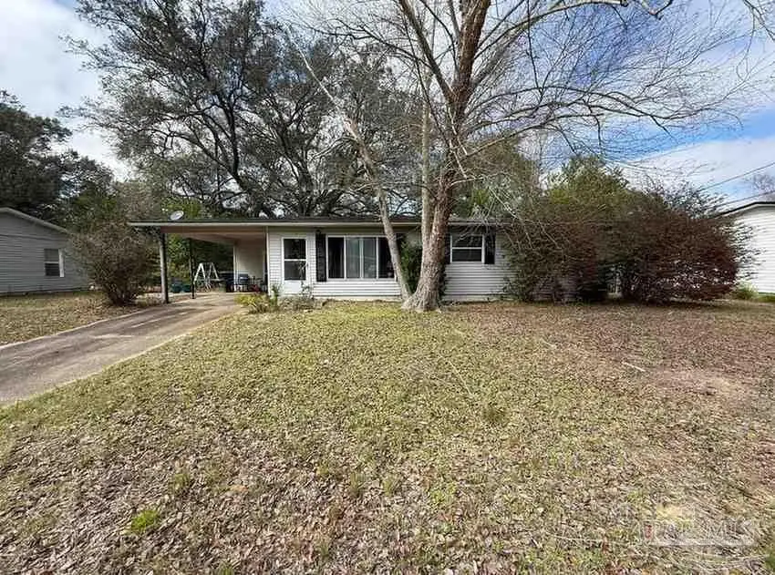 3510 Wellington Rd, Pensacola, FL 32504 - #1