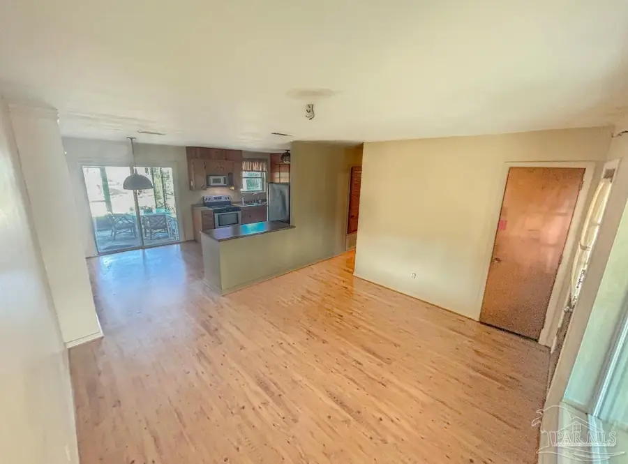 6511 E Shore Dr, Pensacola, FL 32505 - #3
