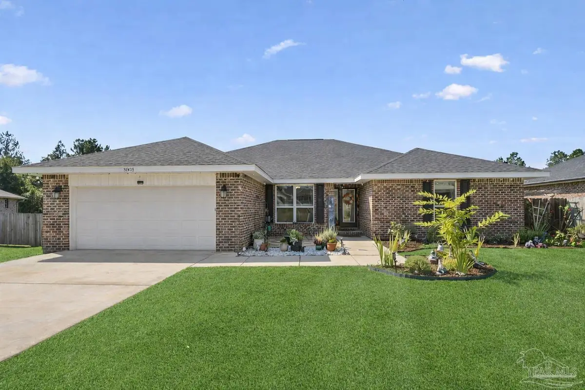 5653 Burr St, Milton, FL 32570 - #1