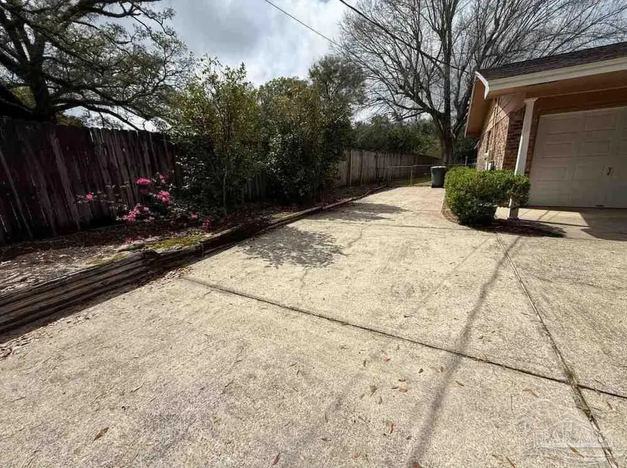 5505 Fairview Dr, Pensacola, FL 32505 - #3