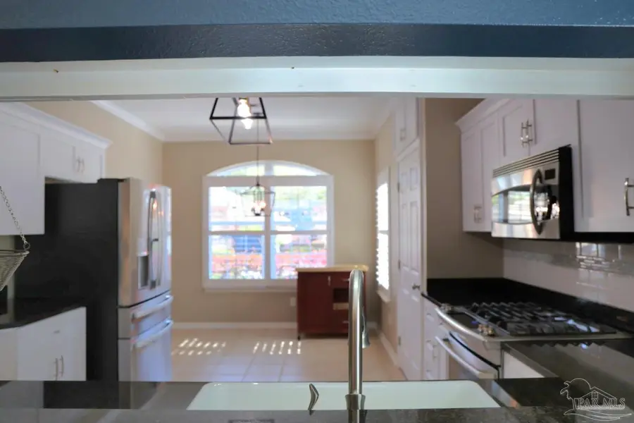 3141 Oak Shadow Ln, Pensacola, FL 32504 - #3