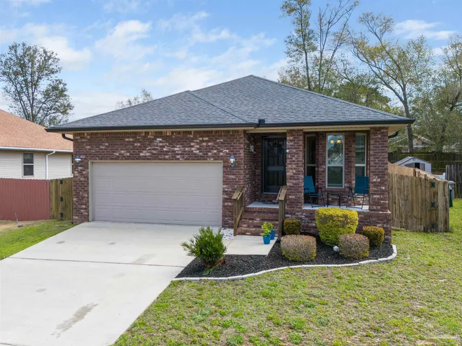 2143 Waltham St, Pensacola, FL 32505 - #2