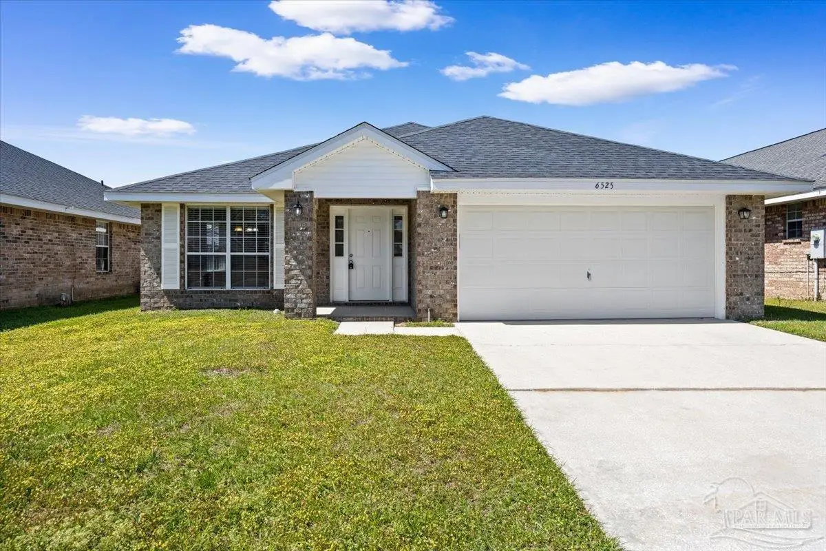 6525 Tampa Dr, Pensacola, FL 32526 - #1