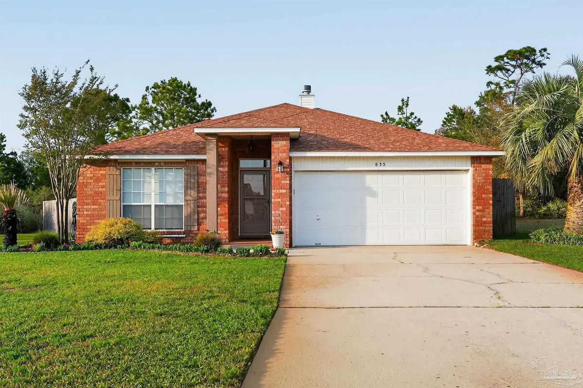 835 Ebb Tide Dr, Pensacola, FL 32507 - #1
