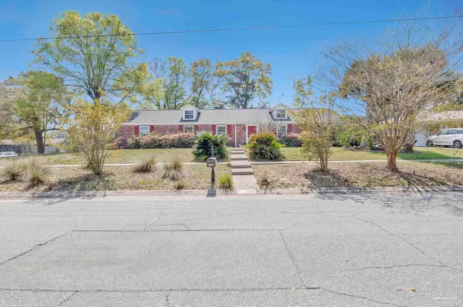 3965 Lynn Ora Dr, Pensacola, FL 32504 - #3