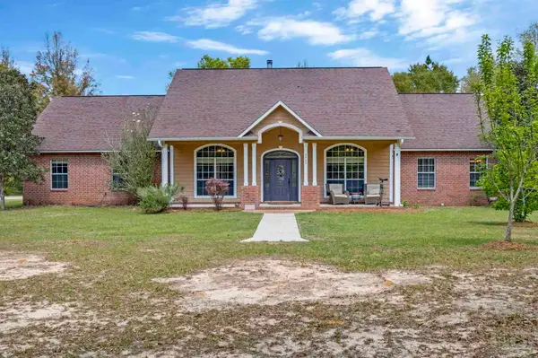 5700 Hunters Oak Trl, Milton, FL 32570