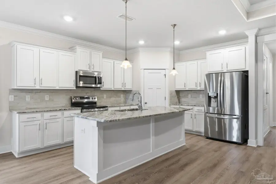 1928 Cambridge Park Dr, Gulf Breeze, FL 32563 - #2