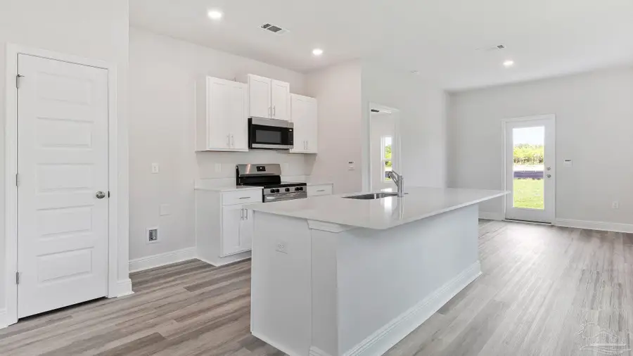 2126 Aqua St, Gulf Breeze, FL 32563 - #3