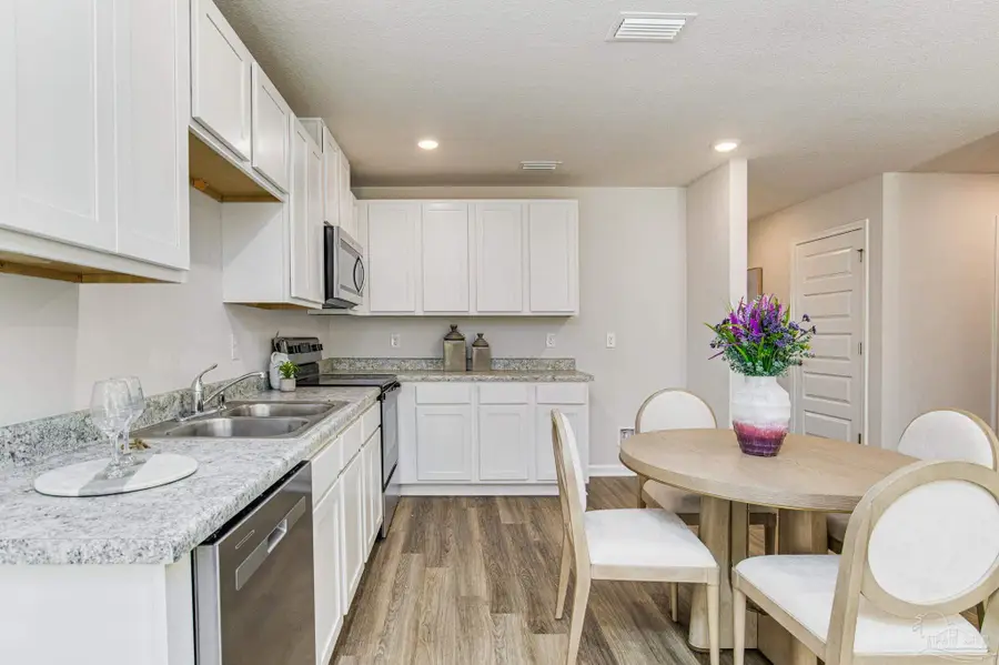 6533 Firefly Dr, Milton, FL 32583 - #3