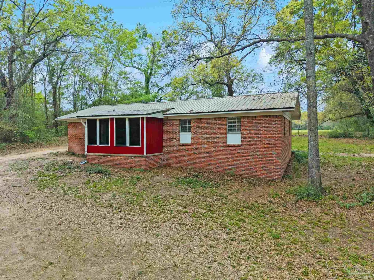 6050 W Hwy 4, Century, FL 32535 - #1