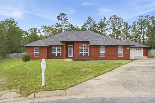 250 Shay Trl, Cantonment, FL 32533