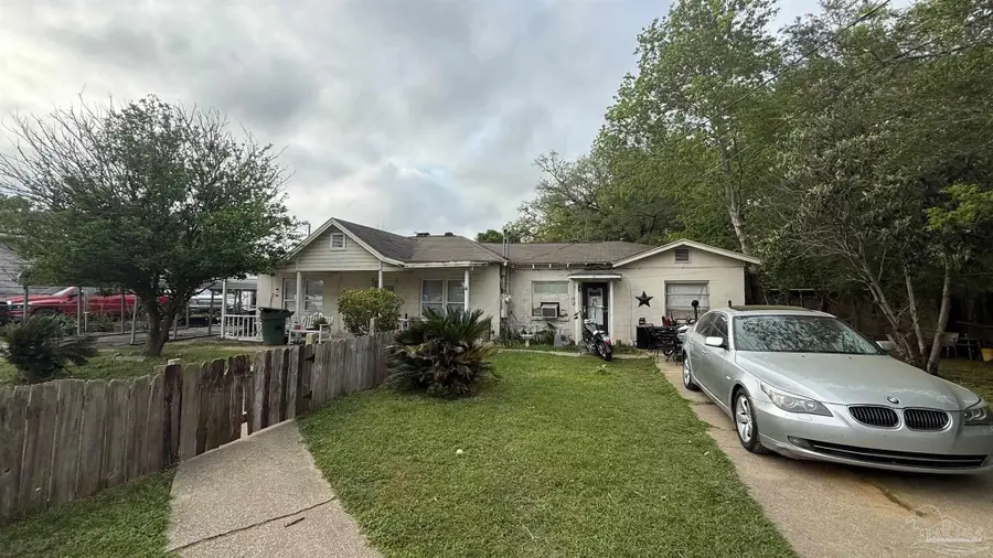 2 Hancock Ln, Pensacola, FL 32503 - #2