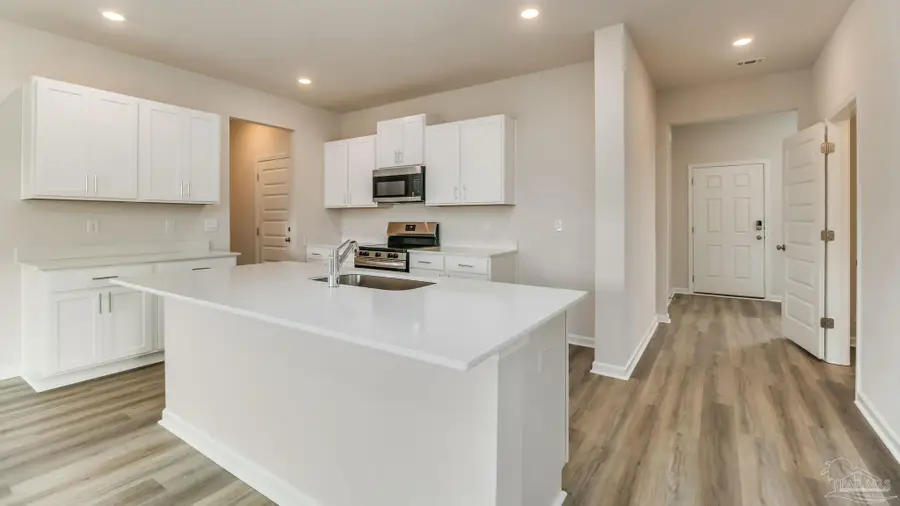 2043 Wiregrass St, Navarre, FL 32566 - #3