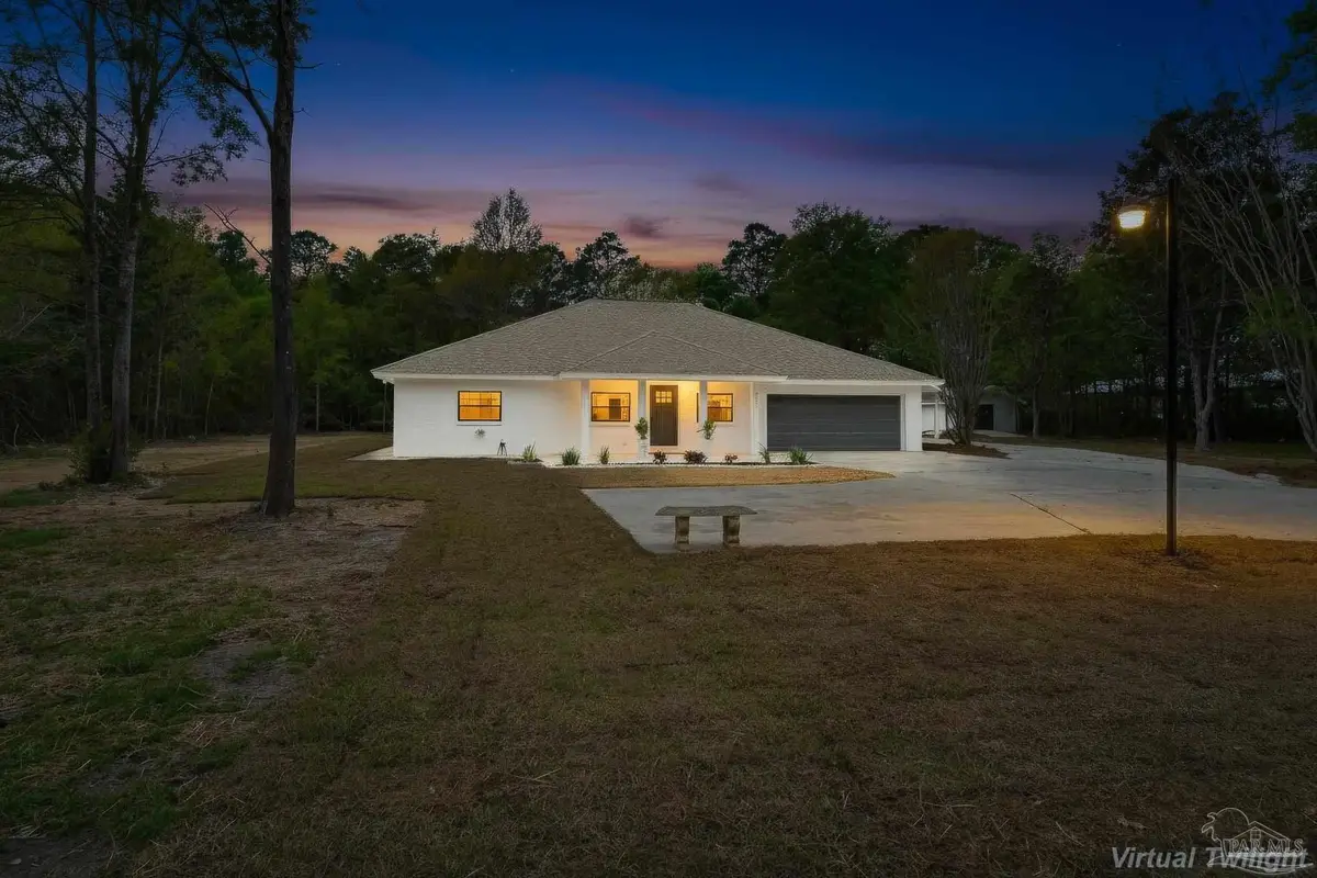 6661 Fernwood Dr, Milton, FL 32570 - #1