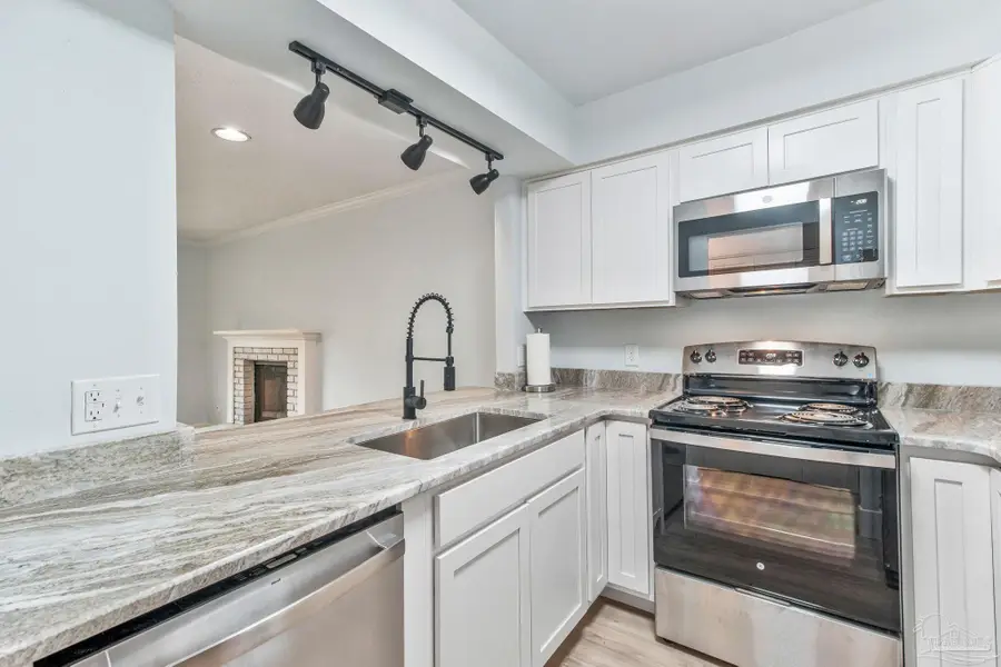 1335 Foxborough Dr, Pensacola, FL 32514 - #2